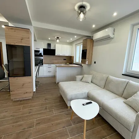 Mariva - 25 Makarska