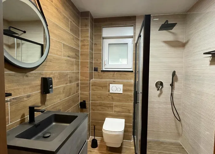 Mariva - 25 * Makarská