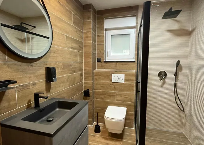 Mariva - 25 Makarská