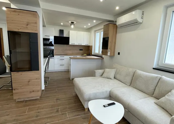 Mariva - 25 Makarska