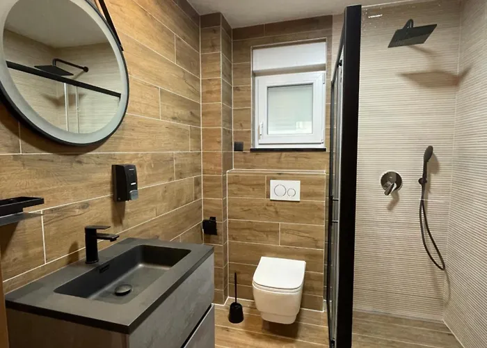 Mariva - 25 Makarska