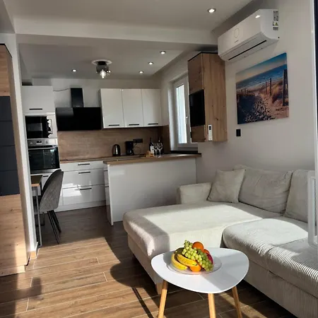 Mariva - 25 マカルスカ